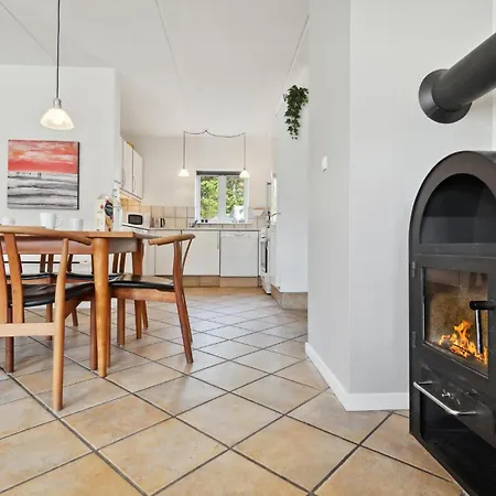 Gorgeous Home In Blavand With Sauna Holiday home *