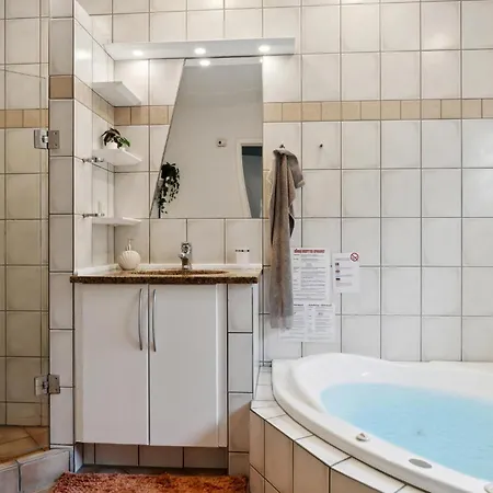 Horns Bjerge 4, L Vi